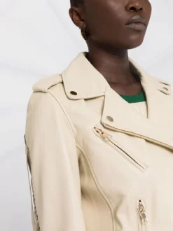 ( Neue Saison ) Maje Ecru Bikerjacke Mit Fransen Damen 12 ( Neue Saison ) Maje Ecru Bikerjacke Mit Fransen Damen -Maje Verkäufe 2024 17559298 fdea6297 ed7c 45c4 80de f8755ec83f72 600