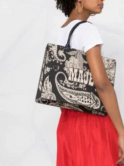 ( Neue Saison ) Maje Mittelgroße Handtasche NOIR -Maje Verkäufe 2024 17560131 42615fde 887b 4397 ab2c 2fd702d06a7c 600